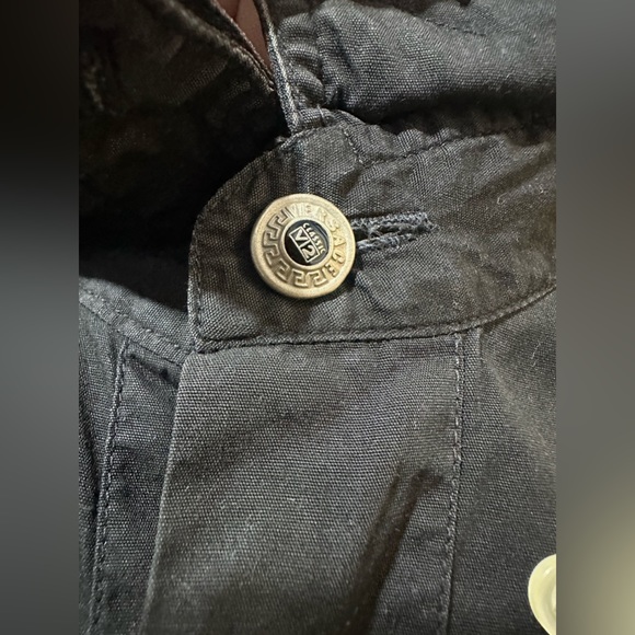 Versace classic V2 collection 90’s/2000’s everyday wear faded black shirt L - Picture 4 of 16